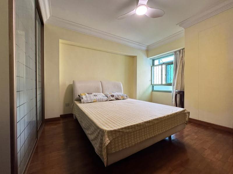 642B Punggol Drive, 642B Punggol Drive, Hougang / Punggol / Sengkang, 3 Bedrooms, 980 sqft, HDB Flat For Sale, by S. K. Yeo 杨顺锦, 500262971 - Bedroom - PropertyGuru.com.sg