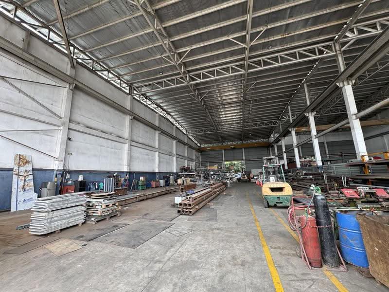 Ground Floor I Overhead Crane I Direct Access I Factory, Boon Lay / Jurong / Tuas, 13,000 sqft, Factory / Workshop (B2) For Rent, by Gabriel Tan 陈玟志, 500262974 - Interior - CommercialGuru.com.sg