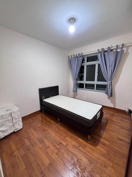 459 Segar Road, 459 Segar Road, Dairy Farm / Bukit Panjang / Choa Chu Kang, 2 Bedrooms, 68 sqft, HDB Flat For Rent, by Andrew Yong, 500262978 - common bathroom - PropertyGuru.com.sg