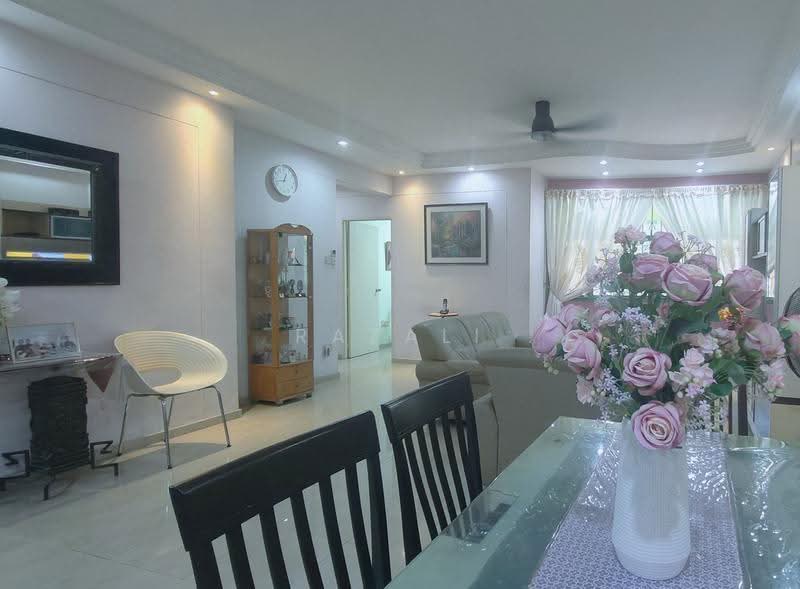 687A Woodlands Drive 75, 687A Woodlands Drive 75, Admiralty / Woodlands, 3 Bedrooms, 1,227 sqft, HDB Flat For Sale, by Razali Sarmiten, 500262989 - Living Room - PropertyGuru.com.sg