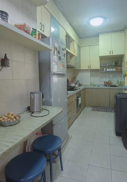 687A Woodlands Drive 75, 687A Woodlands Drive 75, Admiralty / Woodlands, 3 Bedrooms, 1,227 sqft, HDB Flat For Sale, by Razali Sarmiten, 500262989 - Kitchen - PropertyGuru.com.sg