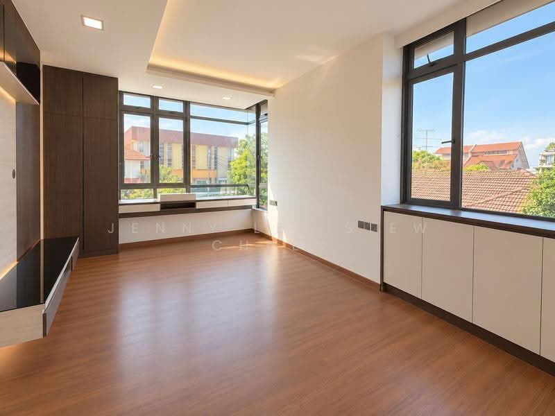Serangoon Gardens, Berwick Drive, Hougang / Punggol / Sengkang, 5 Bedrooms, 4,332 sqft, Semi-Detached House For Rent, by Jenny Lee Siew Chuen, 500262990 - Bedroom 3 (L2) - PropertyGuru.com.sg