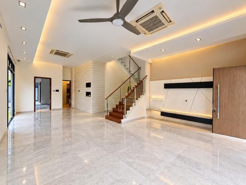 Serangoon Gardens, Berwick Drive, Hougang / Punggol / Sengkang, 5 Bedrooms, 4,332 sqft, Semi-Detached House For Rent, by Jenny Lee Siew Chuen, 500262990 - Living Room (L1) - PropertyGuru.com.sg