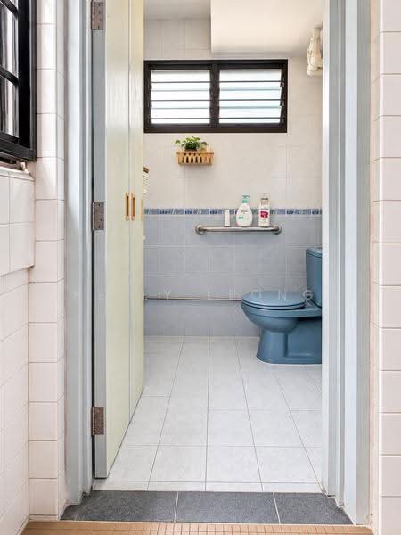 304 Clementi Avenue 4, 304 Clementi Avenue 4, Buona Vista / West Coast / Clementi New Town, Room Rental, 100 sqft, HDB Flat For Rent, by Kelly Leong, 500262995 - Bathroom - PropertyGuru.com.sg
