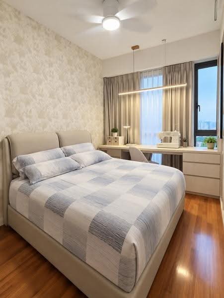 Stirling Residences, 21 Stirling Road, Alexandra / Commonwealth, 4 Bedrooms, 1,346 sqft, Condominium For Rent, by Yvonne See, 500263000 - Master Bedroom - PropertyGuru.com.sg