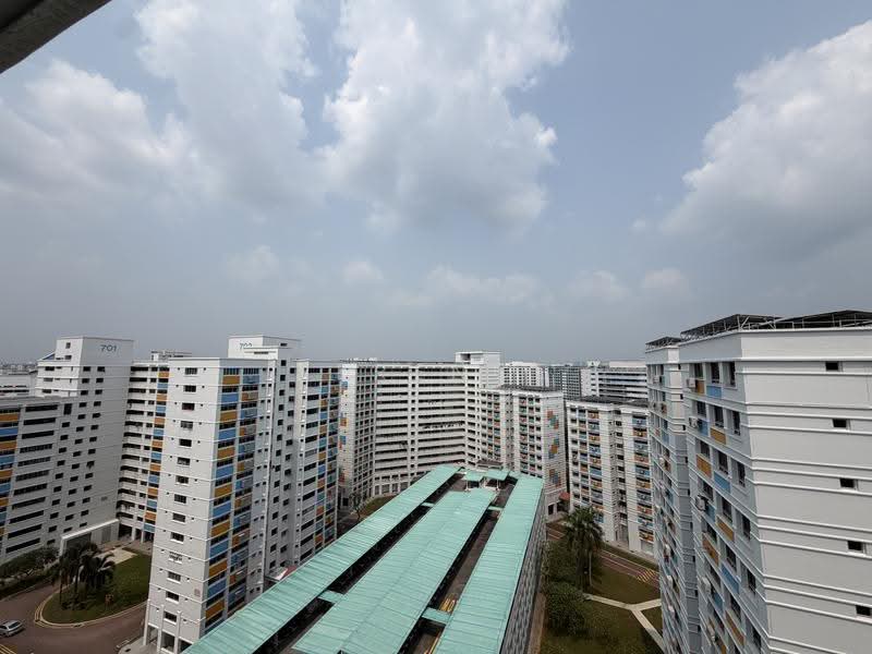 706 Jurong West Street 71, 706 Jurong West Street 71, Boon Lay / Jurong / Tuas, 4 Bedrooms, 1,195 sqft, HDB Flat For Sale, by Terence Choo, 500263002 - View - PropertyGuru.com.sg
