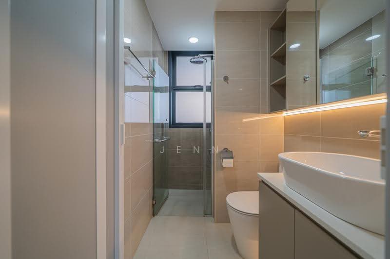 Westwood Residences EC, 188 Westwood Avenue, Boon Lay / Jurong / Tuas, 3 Bedrooms, 1,033 sqft, Condominium For Sale, by Jenn Tan, 500263006 - Common Bathroom - PropertyGuru.com.sg