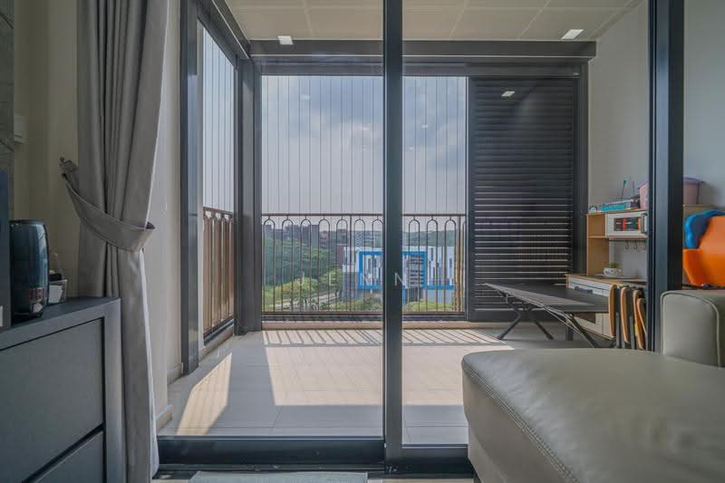 Westwood Residences EC, 188 Westwood Avenue, Boon Lay / Jurong / Tuas, 3 Bedrooms, 1,033 sqft, Condominium For Sale, by Jenn Tan, 500263006 - Balcony - PropertyGuru.com.sg