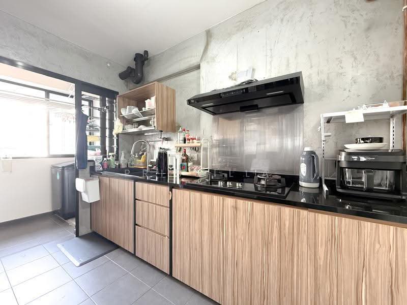 260C Punggol Way, 260C Punggol Way, Hougang / Punggol / Sengkang, 3 Bedrooms, 1,001 sqft, HDB Flat For Sale, by Priscilla Ong, 500263010 - Kitchen - PropertyGuru.com.sg