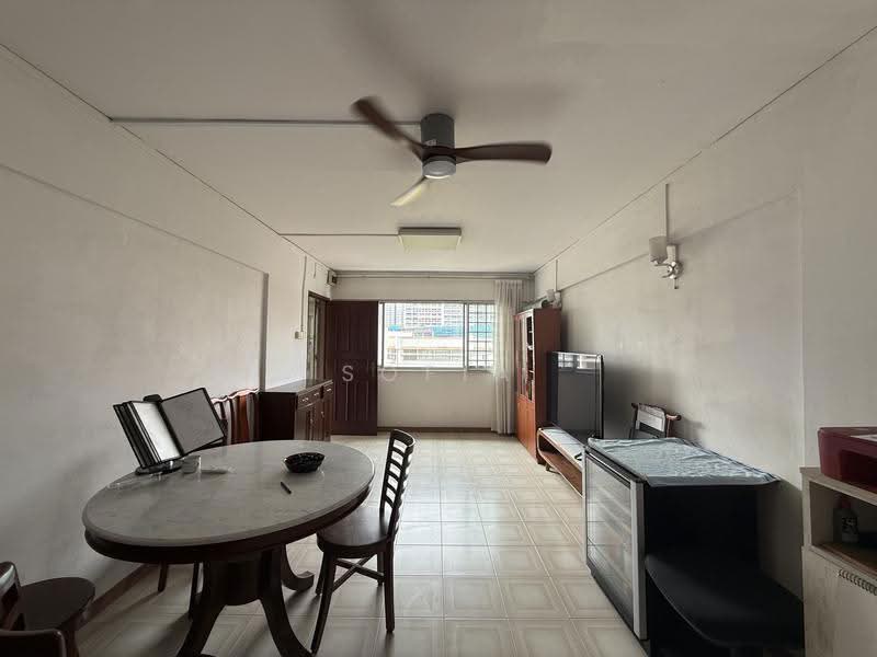 163 Bukit Batok Street 11, 163 Bukit Batok Street 11, Dairy Farm / Bukit Panjang / Choa Chu Kang, 3 Bedrooms, 1,130 sqft, HDB Flat For Sale, by Sofia Zhang, 500263011 - Living Room - PropertyGuru.com.sg