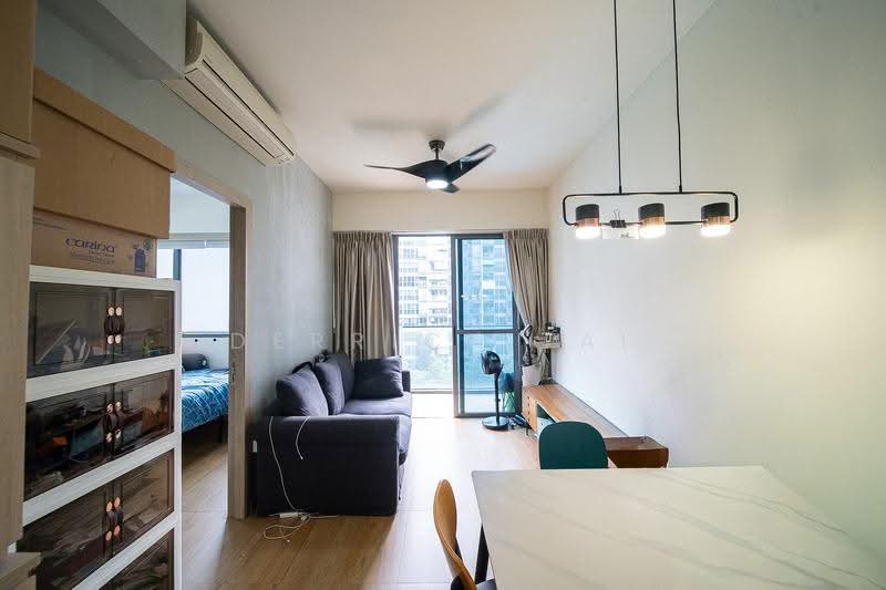 The Alps Residences, 107 Tampines Street 86, Pasir Ris / Tampines, 1 Bedroom, 441 sqft, Condominium For Sale, by Derrick Tai, 500263015 - Living Room - PropertyGuru.com.sg