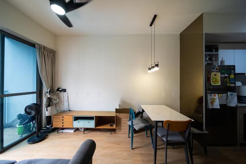 The Alps Residences, 107 Tampines Street 86, Pasir Ris / Tampines, 1 Bedroom, 441 sqft, Condominium For Sale, by Derrick Tai, 500263015 - Living Room - PropertyGuru.com.sg