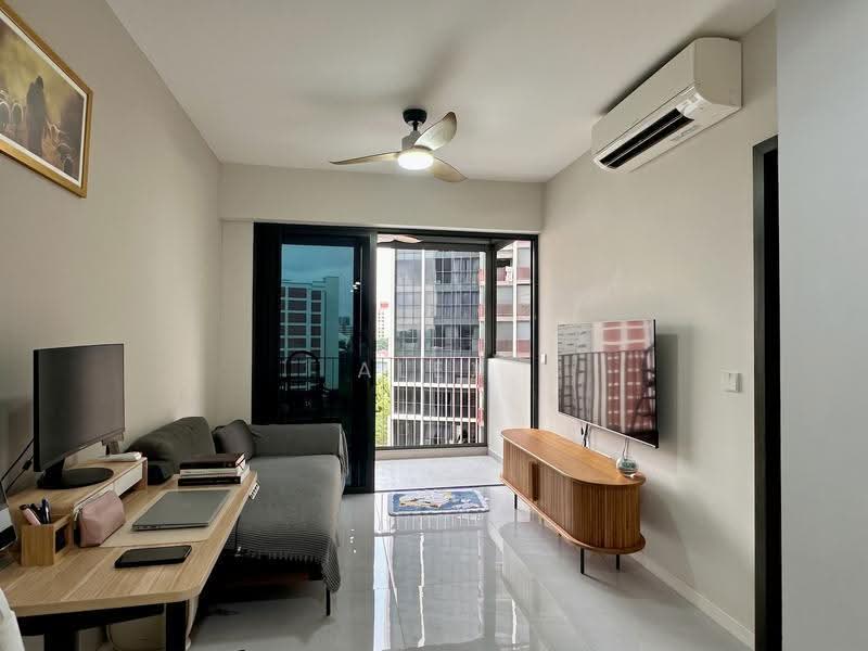 Riverfront Residences, 41 Hougang Avenue 7, Hougang / Punggol / Sengkang, 1 Bedroom, 517 sqft, Condominium For Sale, by Alex Law, 500263020 - Living Room - PropertyGuru.com.sg