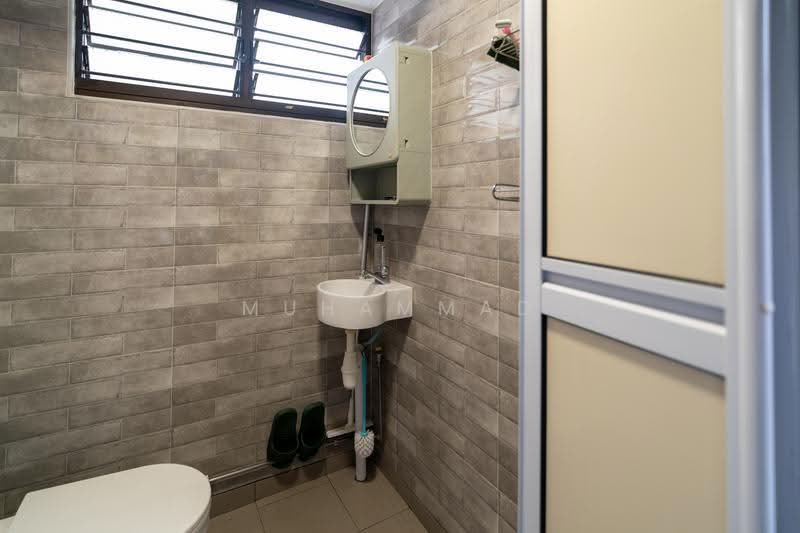 8 Teck Whye Avenue, 8 Teck Whye Avenue, Dairy Farm / Bukit Panjang / Choa Chu Kang, 3 Bedrooms, 990 sqft, HDB Flat For Sale, by Muhammad Rifqi, 500263024 - Bathroom - PropertyGuru.com.sg