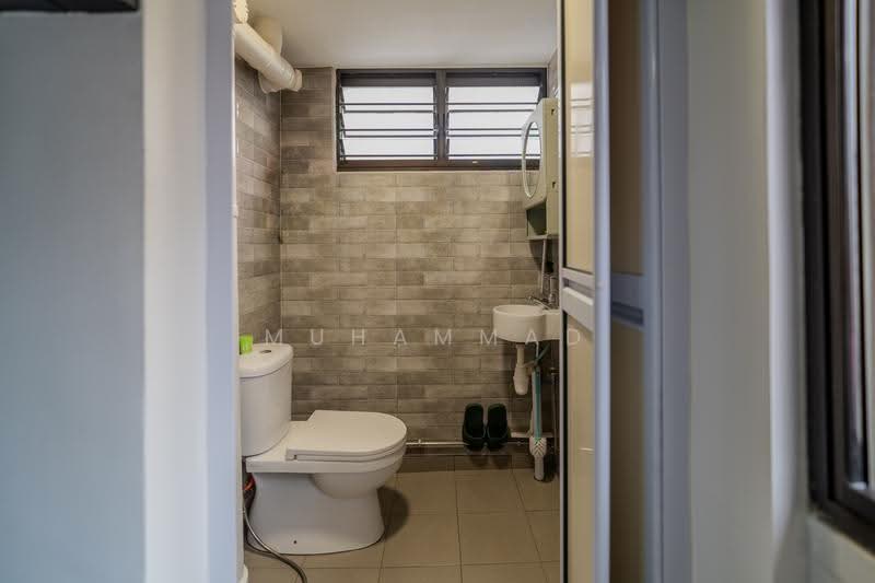 8 Teck Whye Avenue, 8 Teck Whye Avenue, Dairy Farm / Bukit Panjang / Choa Chu Kang, 3 Bedrooms, 990 sqft, HDB Flat For Sale, by Muhammad Rifqi, 500263024 - Bathroom - PropertyGuru.com.sg