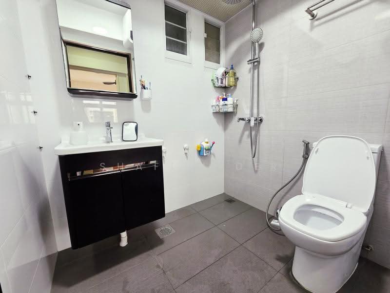 626A Tampines Street 61, 626A Tampines Street 61, Pasir Ris / Tampines, 3 Bedrooms, 1,001 sqft, HDB Flat For Sale, by Shafi Kader, 500263032 - Bathroom - PropertyGuru.com.sg