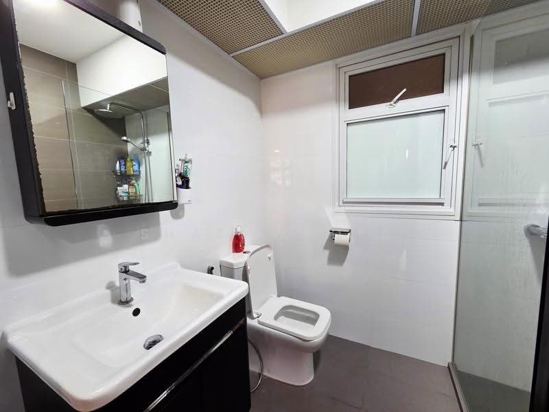 626A Tampines Street 61, 626A Tampines Street 61, Pasir Ris / Tampines, 3 Bedrooms, 1,001 sqft, HDB Flat For Sale, by Shafi Kader, 500263032 - Bathroom - PropertyGuru.com.sg