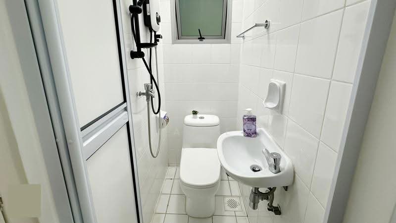 Bishan Loft, 31 Bishan Street 11, Ang Mo Kio / Bishan / Thomson, Room Rental, 120 sqft, Condominium For Rent, by Maple Yap, 500263035 - Bathroom - PropertyGuru.com.sg