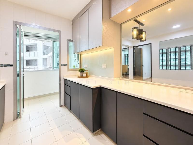 445 Yishun Avenue 11, 445 Yishun Avenue 11, Sembawang / Yishun, 3 Bedrooms, 990 sqft, HDB Flat For Sale, by Wendi Sim, 500263042 - Kitchen - PropertyGuru.com.sg