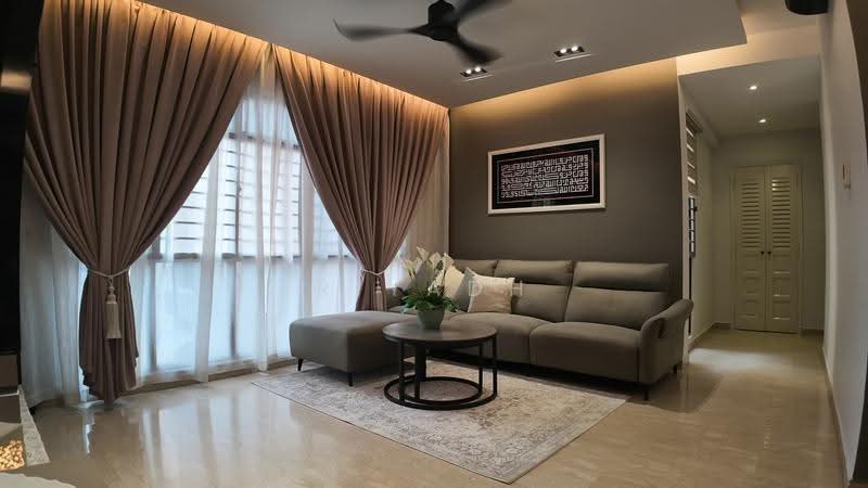 Carissa Park Condo, 2 Flora Drive, Changi Airport / Changi Village, 3 Bedrooms, 1,302 sqft, Condominium For Sale, by Riyadh Al-Solihin, 500263043 - Living Room - PropertyGuru.com.sg