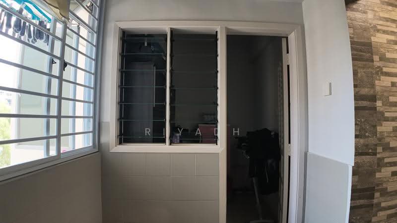 Carissa Park Condo, 2 Flora Drive, Changi Airport / Changi Village, 3 Bedrooms, 1,302 sqft, Condominium For Sale, by Riyadh Al-Solihin, 500263043 - Interior - PropertyGuru.com.sg