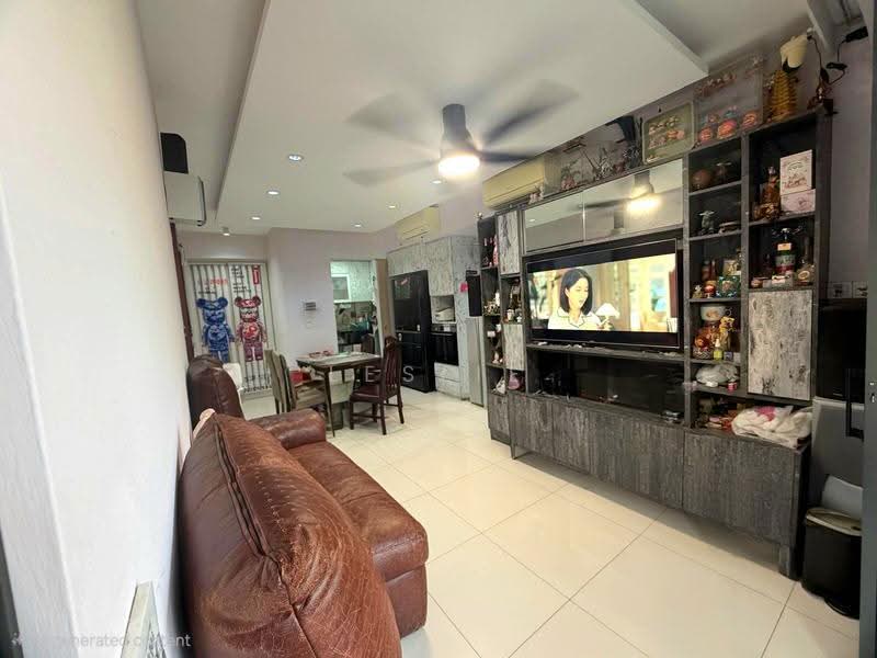 Twin Waterfalls, 82 Punggol Central, Hougang / Punggol / Sengkang, 3 Bedrooms, 1,119 sqft, Condominium For Sale, by Leslie Yap, 500263044 - Living Room - PropertyGuru.com.sg