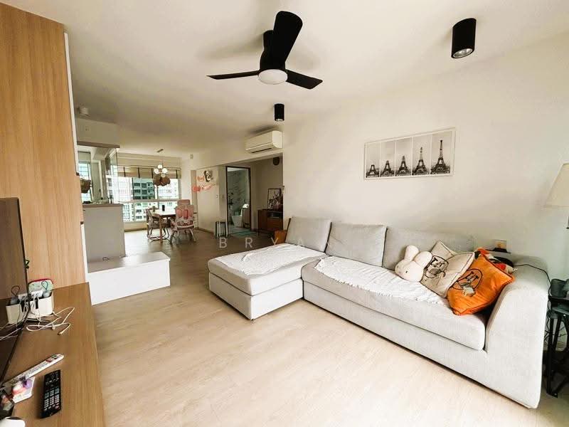 270A Punggol Field, 270A Punggol Field, Hougang / Punggol / Sengkang, 3 Bedrooms, 1,238 sqft, HDB Flat For Sale, by Bryan Liu, 500263045 - Living Room - PropertyGuru.com.sg