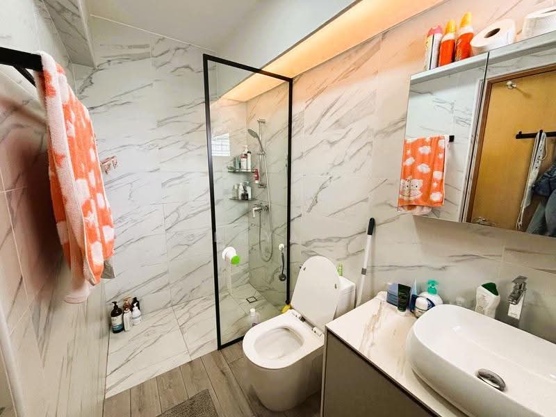 270A Punggol Field, 270A Punggol Field, Hougang / Punggol / Sengkang, 3 Bedrooms, 1,238 sqft, HDB Flat For Sale, by Bryan Liu, 500263045 - Bathroom - PropertyGuru.com.sg