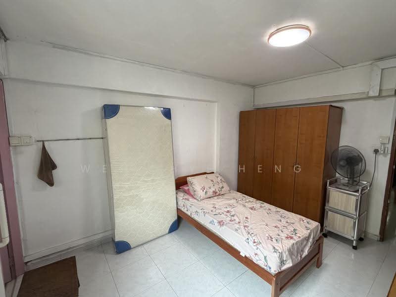 229 Bukit Batok East Avenue 3, 229 Bukit Batok East Avenue 3, Dairy Farm / Bukit Panjang / Choa Chu Kang, Room Rental, 200 sqft, HDB Flat For Rent, by Wee Chye Heng (Alan Wee), 500263067 - Bedroom - PropertyGuru.com.sg