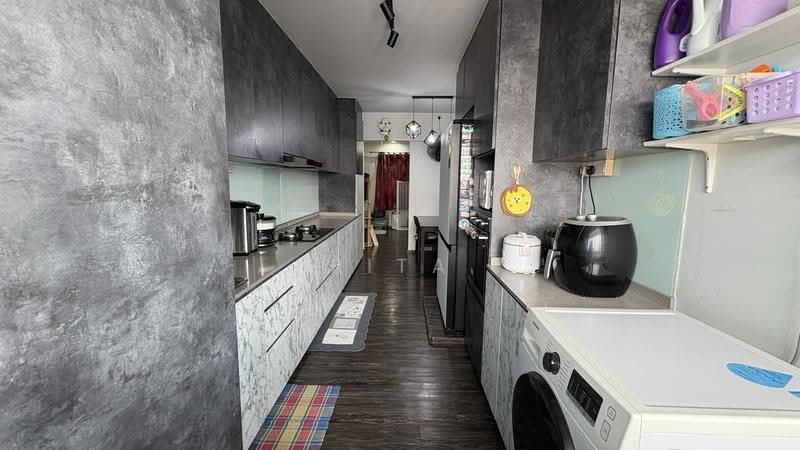 842 Woodlands Street 82, 842 Woodlands Street 82, Admiralty / Woodlands, 3 Bedrooms, 904 sqft, HDB Flat For Sale, by Rita Sabar, 500263074 - Kitchen - PropertyGuru.com.sg