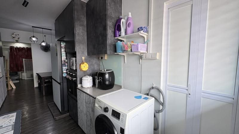 842 Woodlands Street 82, 842 Woodlands Street 82, Admiralty / Woodlands, 3 Bedrooms, 904 sqft, HDB Flat For Sale, by Rita Sabar, 500263074 - Kitchen - PropertyGuru.com.sg