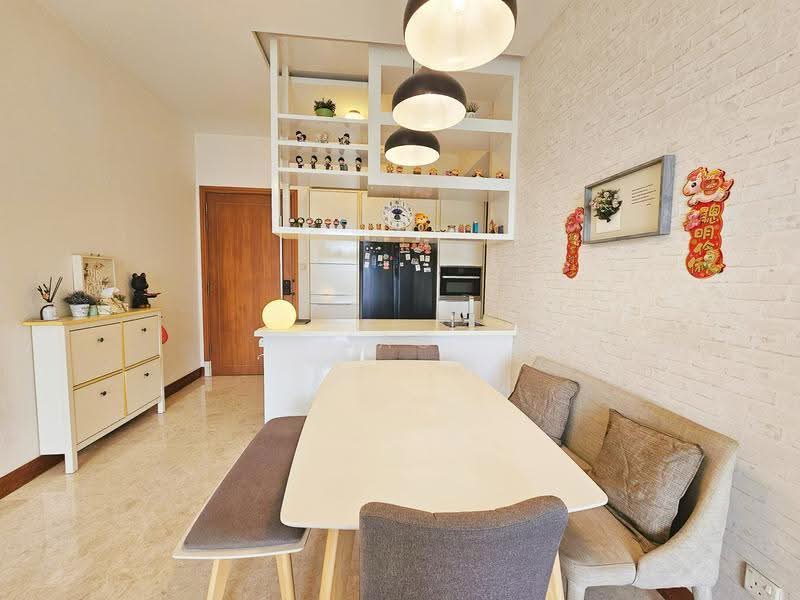Jardin, 966 Dunearn Road, Clementi Park / Upper Bukit Timah, 3 Bedrooms, 1,098 sqft, Condominium For Sale, by Jac Athena, 500263097 - Dining Room - PropertyGuru.com.sg