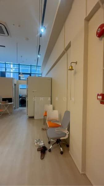 17 HONGKONG STREET, 17, Boat Quay / Raffles Place / Marina, 1,403 sqft, Shop / Shophouse For Rent, by Ssharon Loh, 500263112 - CommercialGuru.com.sg