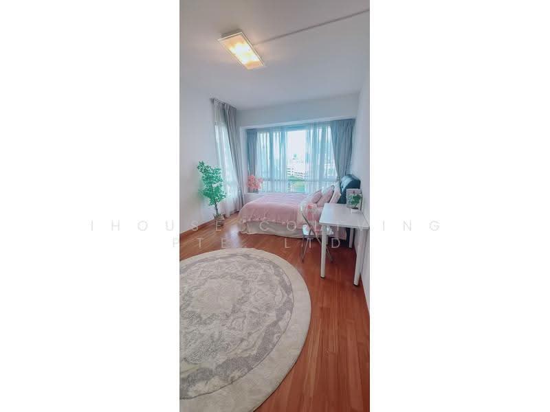 Visioncrest, 33 Oxley Rise, Orchard / River Valley, Room Rental, 100 sqft, Condominium For Rent, by ling, 500263115 - Bedroom - PropertyGuru.com.sg