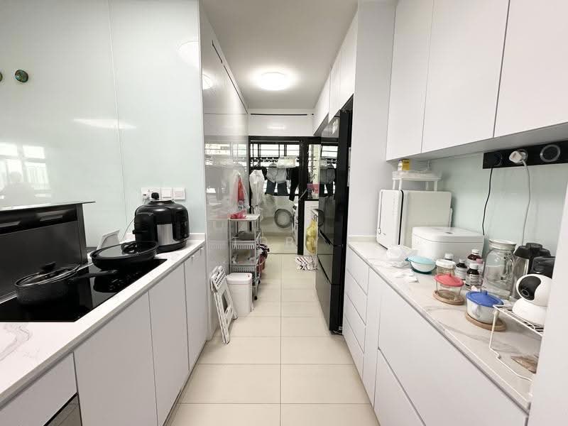 420D Northshore Drive, 420D Northshore Drive, Hougang / Punggol / Sengkang, 3 Bedrooms, 1,011 sqft, HDB Flat For Sale, by Toby Aw, 500263130 - Kitchen - PropertyGuru.com.sg