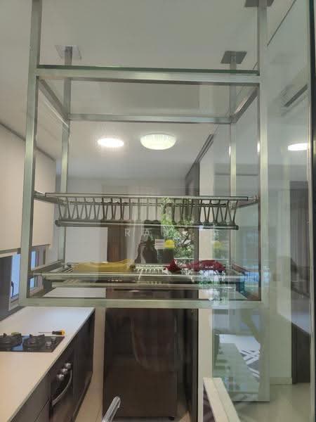 Q Bay Residences, 3 Tampines Street 86, Pasir Ris / Tampines, 2 Bedrooms, 796 sqft, Condominium For Rent, by Raji Kaur, 500263144 - Kitchen - PropertyGuru.com.sg