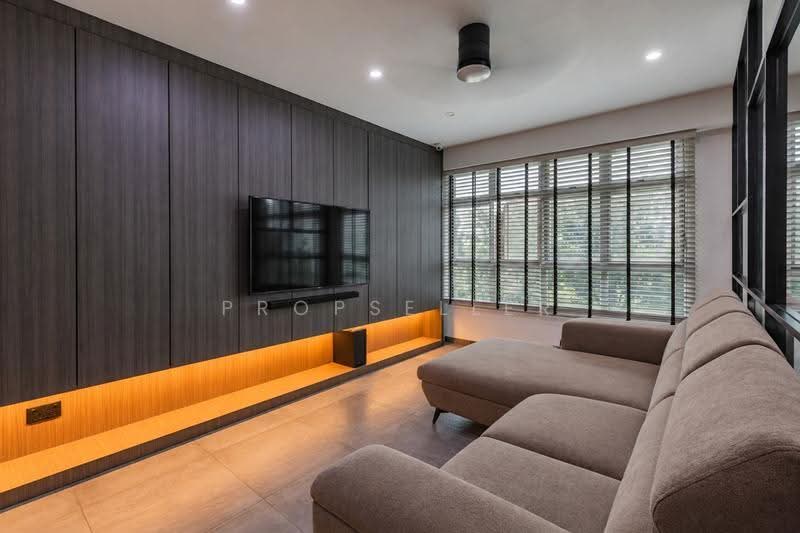 489A Choa Chu Kang Avenue 5, 489A Choa Chu Kang Avenue 5, Dairy Farm / Bukit Panjang / Choa Chu Kang, 3 Bedrooms, 1,216 sqft, HDB Flat For Sale, by Warren Chan, 500263149 - Living Room - PropertyGuru.com.sg