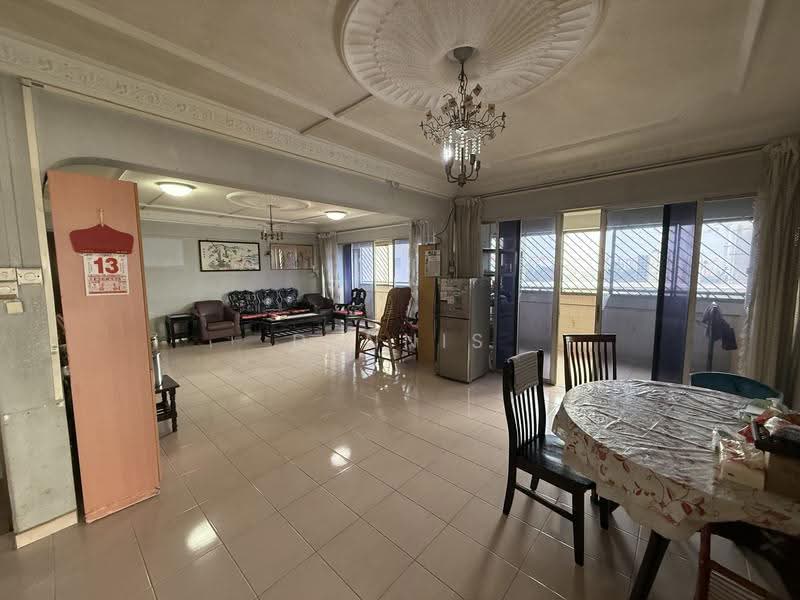 170 Bukit Batok West Avenue 8, 170 Bukit Batok West Avenue 8, Dairy Farm / Bukit Panjang / Choa Chu Kang, 3 Bedrooms, 1,442 sqft, HDB Flat For Sale, by Dennis Chan, 500263152 - Living Room - PropertyGuru.com.sg