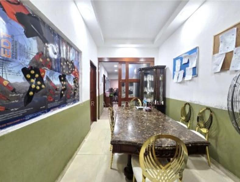 Toh Estate, Toh Drive, Changi Airport / Changi Village, 2 Bedrooms, 1,399 sqft, Corner Terrace For Sale, by Brandon Cher, 500263155 - Interior - PropertyGuru.com.sg