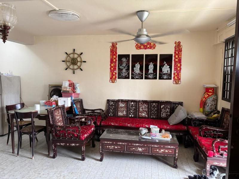 107 Jalan Bukit Merah, 107 Jalan Bukit Merah, Alexandra / Commonwealth, Room Rental, 100 sqft, HDB Flat For Rent, by Stella Kuek, 500263156 - Living Room - PropertyGuru.com.sg