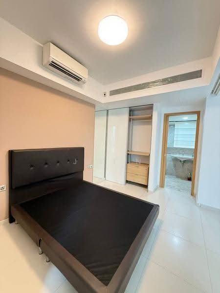 One Shenton, 1 Shenton Way, Boat Quay / Raffles Place / Marina, 1 Bedroom, 592 sqft, Condominium For Sale, by Justin Ng, 500263174 - Bedroom - PropertyGuru.com.sg