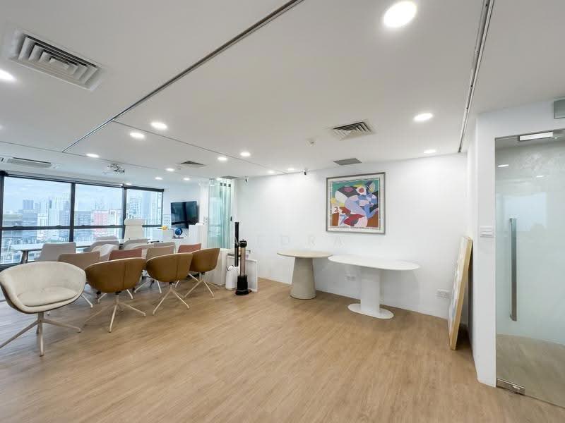 High Street Centre, 1 North Bridge Road, City Hall / Clarke Quay, 1,001 sqft, Office For Rent, by Taedra Lee, 500263186 - Interior - CommercialGuru.com.sg
