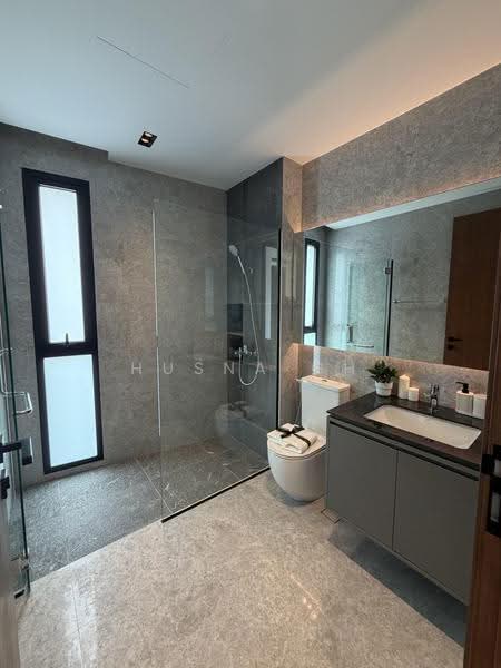 Sembawang Straits Estate, 23 Jalan Sankam, Sembawang / Yishun, 5 Bedrooms, 4,834 sqft, Terraced House For Sale, by Husna Gh, 500263188 - Bathroom - PropertyGuru.com.sg