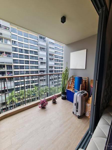 Hundred Palms Residences, 276 Yio Chu Kang Road, Hougang / Punggol / Sengkang, 5 Bedrooms, 1,528 sqft, Condominium For Sale, by Joe Leow, 500263189 - Master Bedroom Balcony - PropertyGuru.com.sg