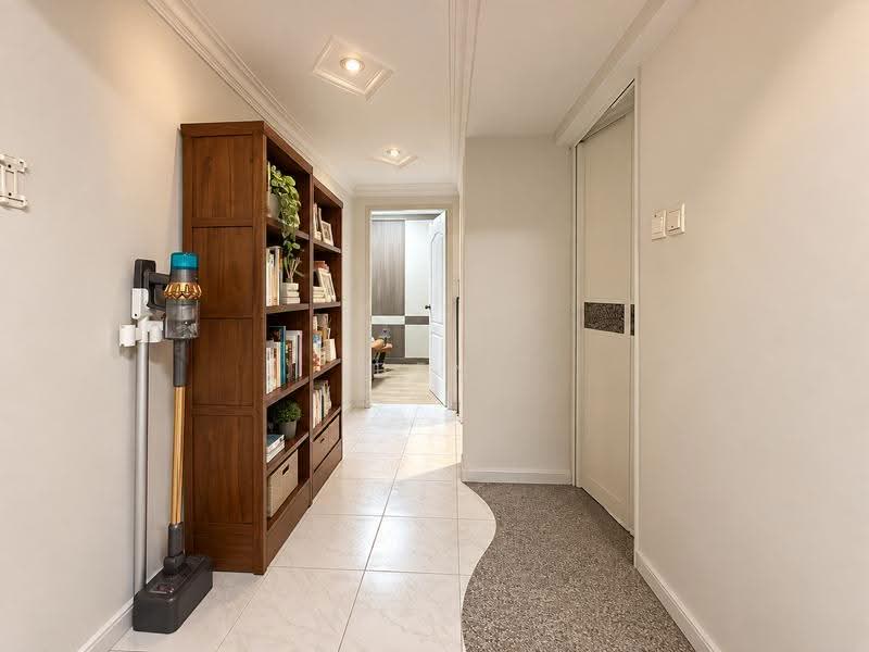 524 Woodlands Drive 14, 524 Woodlands Drive 14, Admiralty / Woodlands, 3 Bedrooms, 1,098 sqft, HDB Flat For Sale, by Ben Wong, 500263197 - Corridor - PropertyGuru.com.sg