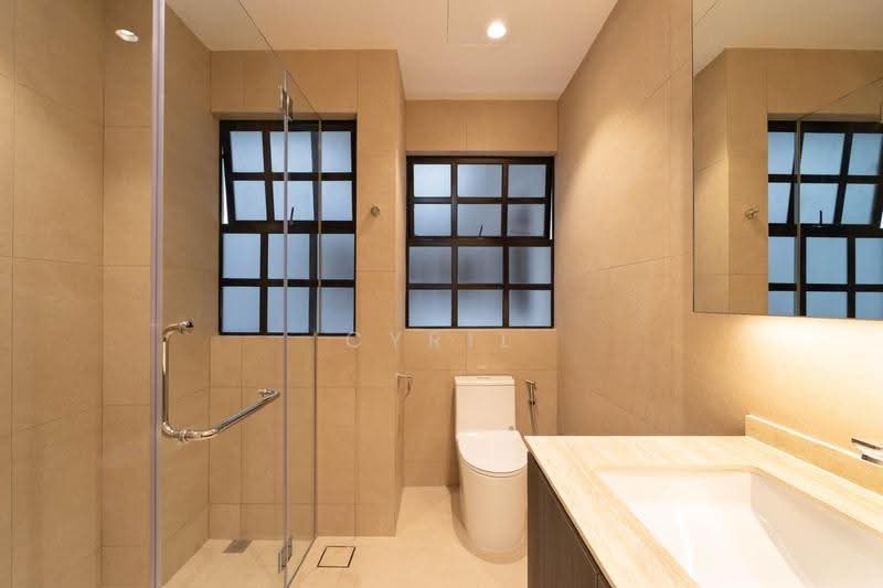 Calin Mansions, 30 Lorong 33 Geylang, Eunos / Geylang / Paya Lebar, 4 Bedrooms, 1,679 sqft, Apartment For Rent, by Cyril Tuzemen, 500263198 - Bathroom - PropertyGuru.com.sg