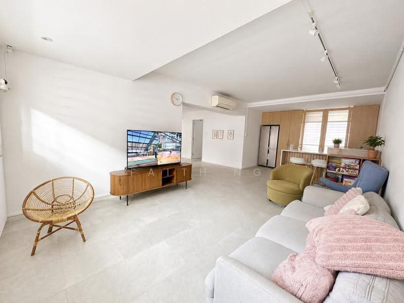 12 Toh Yi Drive, 12 Toh Yi Drive, Clementi Park / Upper Bukit Timah, 4 Bedrooms, 1,313 sqft, HDB Flat For Sale, by Faith Ng 黄丽娴, 500263227 - Living Room - PropertyGuru.com.sg