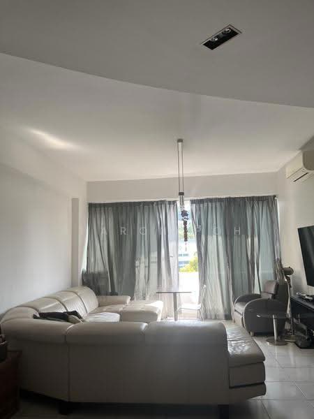 Bukit Regency, 1 Upper Bukit Timah View, Clementi Park / Upper Bukit Timah, Room Rental, 250 sqft, Condominium For Rent, by Sharon Poh, 500263235 - Living Room - PropertyGuru.com.sg