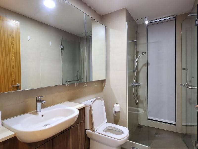 Waterbank at Dakota, 25 Dakota Crescent, Eunos / Geylang / Paya Lebar, 3 Bedrooms, 1,184 sqft, Condominium For Rent, by Brandon Koh, 500263238 - Common Bathroom - PropertyGuru.com.sg