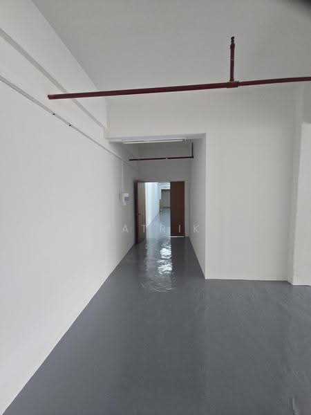 Tong Lee Building, 35 Kallang Pudding Road, Macpherson / Potong Pasir, 1,038 sqft, Light Industrial (B1) For Rent, by Patrik Tam, 500263242 - Interior - CommercialGuru.com.sg